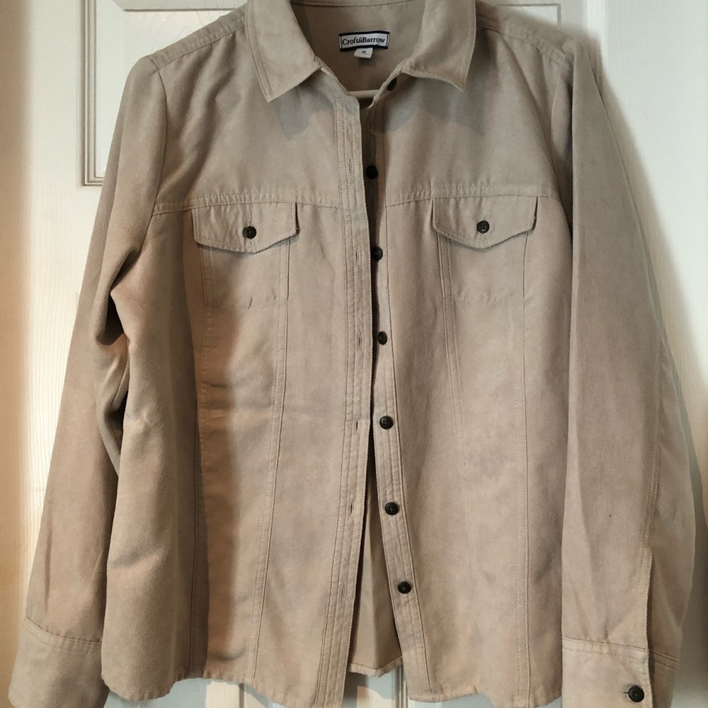 Croft&Barrow Woman's Button Up Medium - image 1